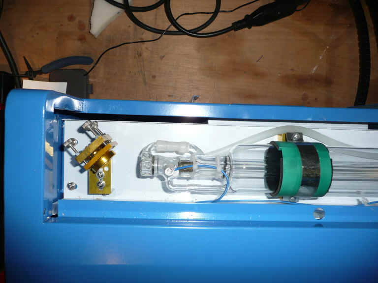 wpe41.jpg (38072 bytes)