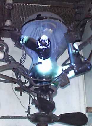 mercarccam.jpg (15568 bytes)